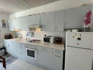 Charmante maison à Saint-Jean-de-Monts, 400m de la plage, terrasse, jardin, parking et ménage inclus - FR-1-224C-198 - 3