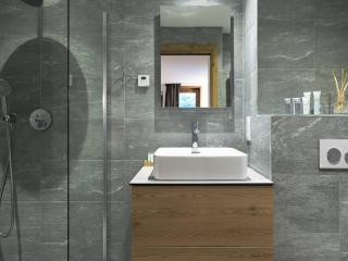 "Appartement 75m² Pieds des Pistes - Courchevel Village - 6/8 Pers, Proche Centre et Commerces" - FR-1-631-94 - Courchevel - 6
