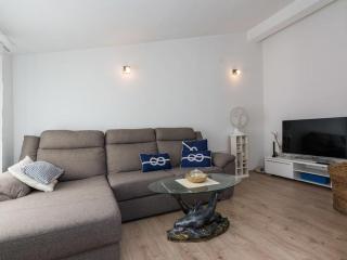 Apartment in Podlug with Balcony and Garden - Podlug - 9