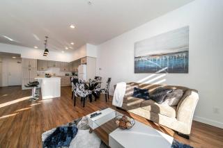 Stylish Close to D/T FREE parking King Bed 2bed - 2