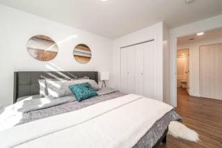 Stylish Close to D/T FREE parking King Bed 2bed - 3