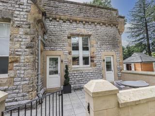 The Kennedy House Stone Cross Mansion - Ulverston - 8