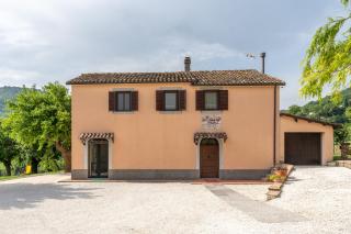 Bed & Breakfast In vino veritas - Arcevia - 0