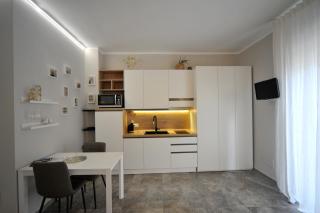 Suite107 - 3