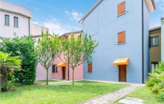 3 Bedroom Gorgeous Home In Albarella Ro - 1