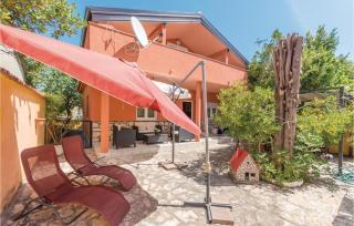 Cozy Home In Vrsi With Wifi - 7