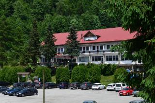 Hotel Priehrada - Dedinky - 9