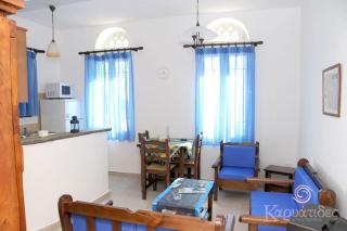 Karyatides Apartments - 9