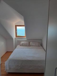 Elen Apartment Postira - Postira - 2