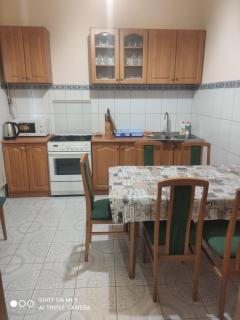 Apartments Domovik ,Kirilla i Mefodiya, 5 - Mukačevo - 1