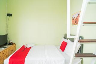 RedDoorz Syariah near Suncity Mall Sidoarjo - Sidoarjo - 7