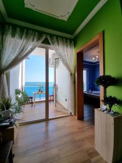 Seaview Luxury Apartment - Durrës - 8