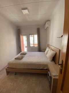 Cozy Apartment in Centre of Alicante near Plaza de Toros - 4