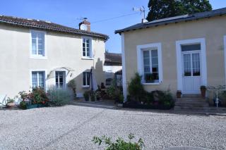 La Little School Chambres d'Hôtes à Arçay - Arçay - 2