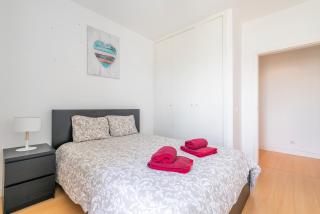 Bright & Spacious 2 Bed Flat 2 Bath w Garage in Lagos Marina - Lagos - 4