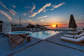 Symmetry Suites - Akrotiri - 9