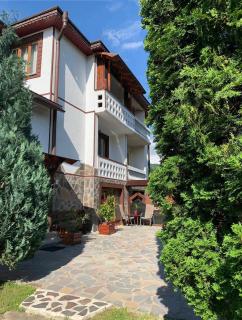 Casa din livada - Borşa - 0