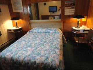 Airport Inn - Quesnel - 7