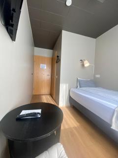 North West Restaurant & Guesthouse - 6