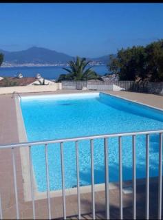 Porticcio très joli T2 climatisé & grande terrasse à 1km de la plage - Porticcio - 2