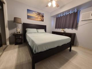 Lovely Condo 2 Bedrooms, 2 bathrooms, free 1 Parking at Waikiki Beach - Honolulu - 2
