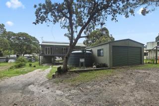 Moreton Island Retreat - Cowan Cowan - 6