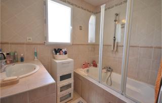 5 Bedroom Pet Friendly Home In Frejus - Fréjus - 5