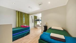 Ohana Beach House - Tangalooma - 1
