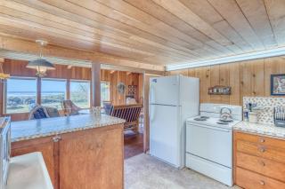 Rustic Retreat - Yachats - 5