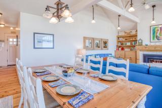 Whales Tail Cottage - Meredith Lodging - 2