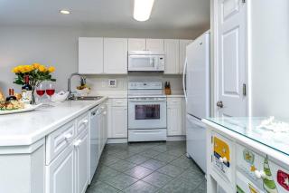 Amalfi B220 ~ Beachwalk Hideaway - 1