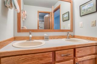 Hazelnut #5 - Meredith Lodging - 3