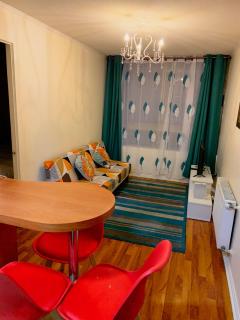 Depto 5 Metro Plaza de Armas 1 dormitorio 1 baño - Santiago - 2