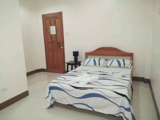 Junie Pension House - Moalboal - 9