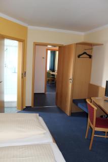 Hotel Heike garni - Günzburg - 9