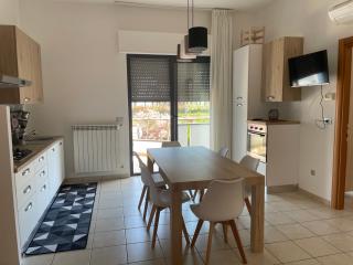 Appartamento incantevole con piscina fronte mare - 2