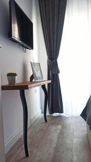DOWN TOWN Luxurious Apartments (1) - 4
