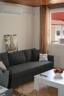 Spanish style flat close to center - 1