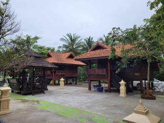 Ruenthai Ampawa - 1