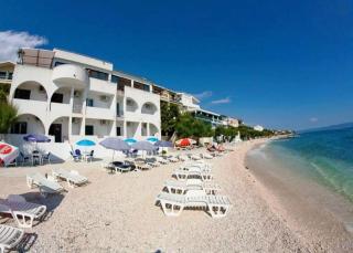 Luxurious Four Bedroom Beach Penthouse - Podstrana - 0