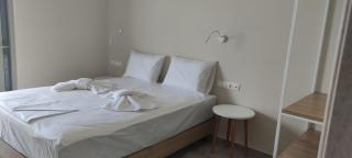 Mangata Seaside Hotel - Rovies - 1