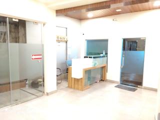 U LIFE HOTEL - Mumbai - 2