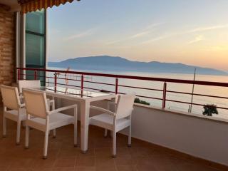Seaview Apartment Vlora - Vlora - 1