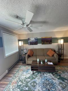 Mountain Lodge getaway, ski-in/ski-out, heart of the village - Snowshoe - 0