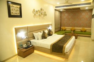 RIVERSIDE MEADOWS - 2