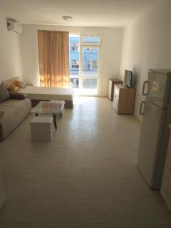 Студио Сони 2 - 6