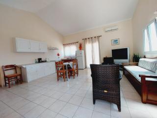 ZOI & ALEXIA APARTMENTS - Ýpsos - 1