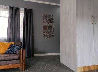 Greystoke - Furnished, self service apartment. - Springs - 4
