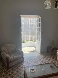 Traditional SeamansHouse Kochilos - 4