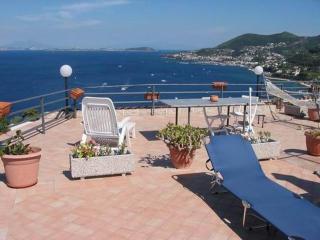 Appartamenti Miramare in collina - Sea view from Hillside - 0